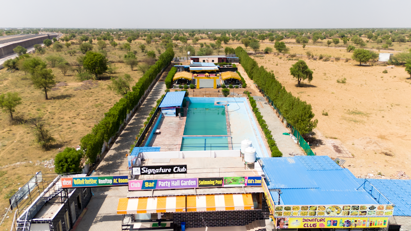 SIGNATURE CLUB JODHPUR — Club